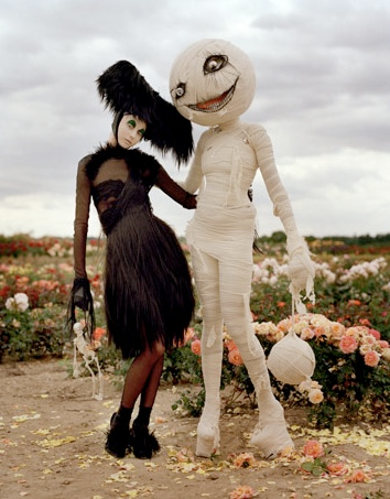Illustration for article titled Tim Burton Plays Dress Up in Harper's Fashion Spread